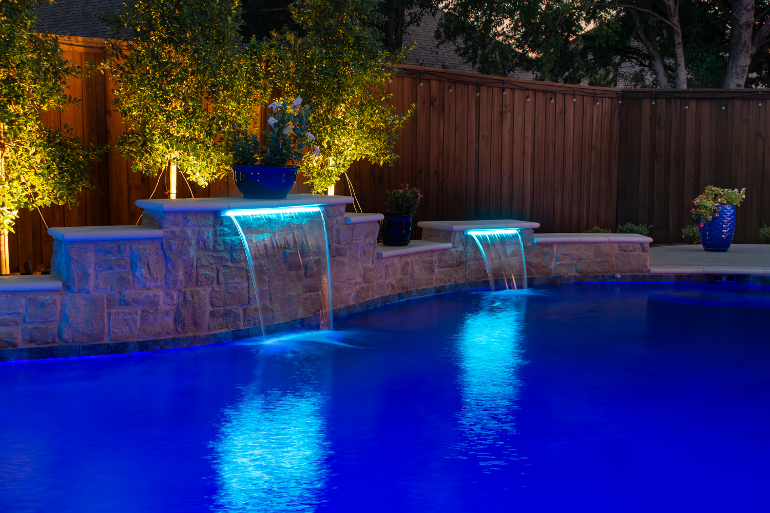 Dive&UnwindOasis_90%-3 walsh project - l shaped pool